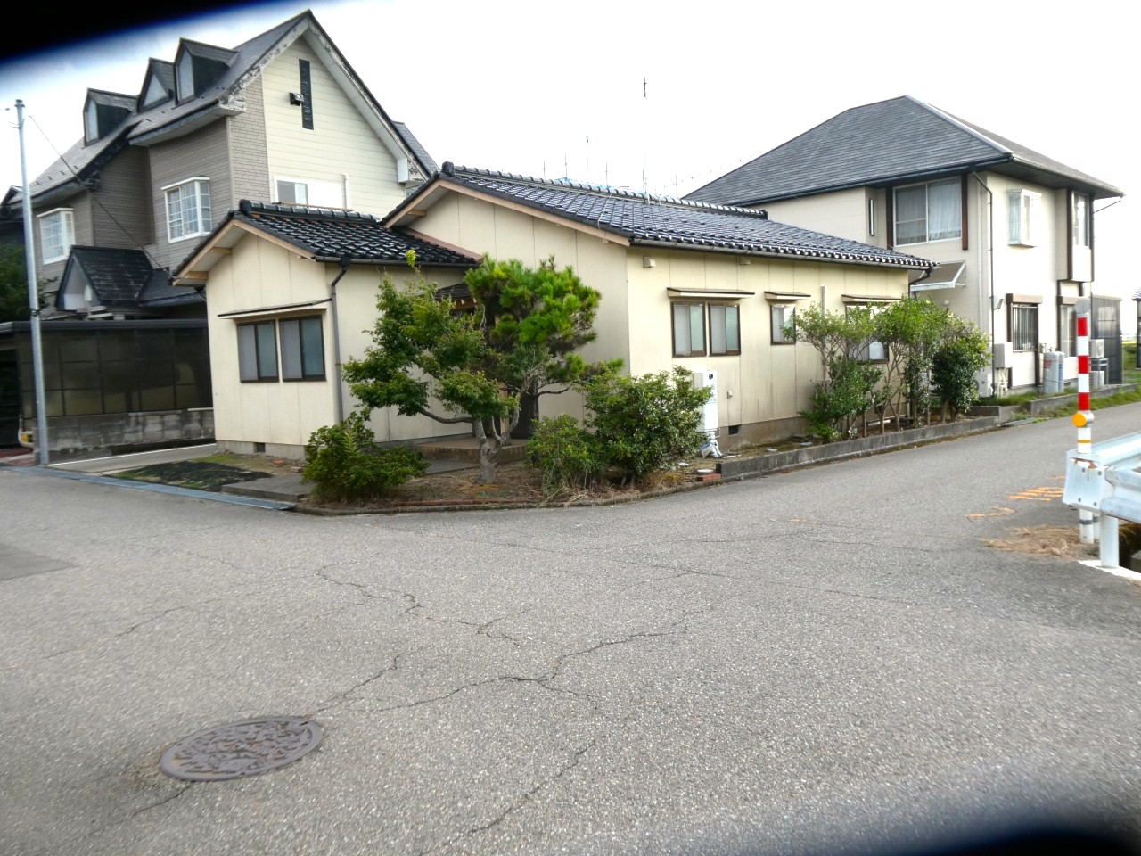 売家　(津幡町字能瀬ヘ)